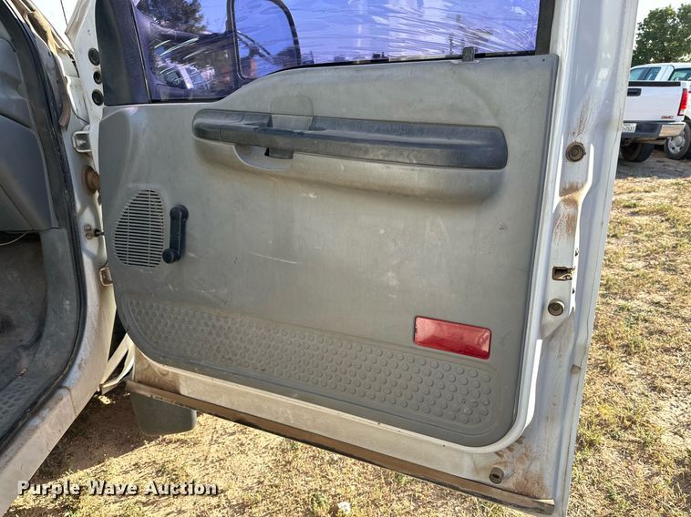 image for item DD3296 2006 Ford F450 Super Duty XL utility / service truck
