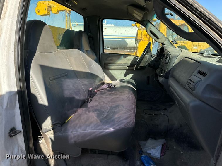 image for item DD3296 2006 Ford F450 Super Duty XL utility / service truck