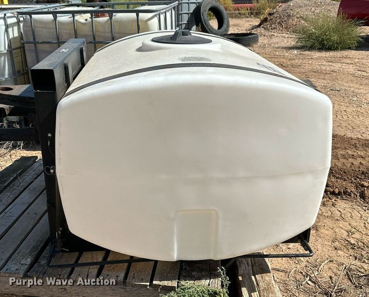 image for item DD3376 Poly tank