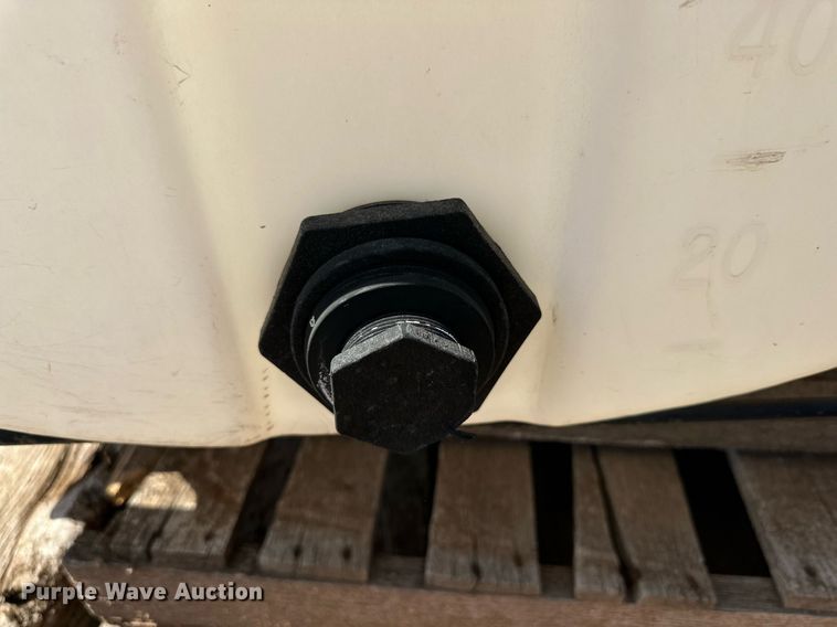 image for item DD3376 Poly tank