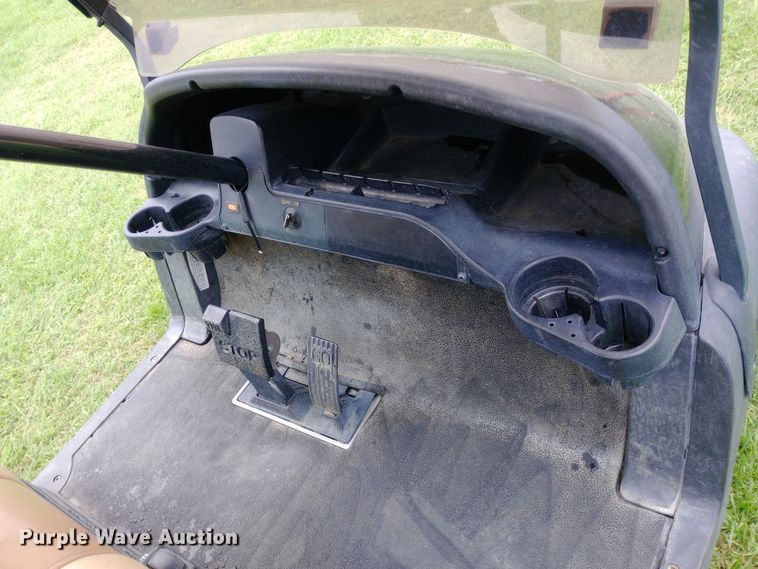 image for item DH1446 2017 Club Car Precedent golf cart