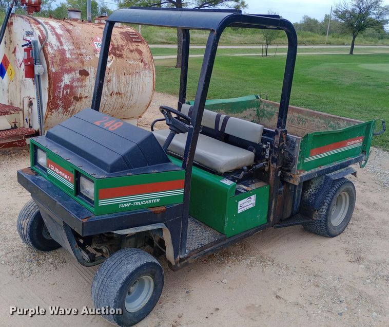 image for item DH1447 1998 Cushman  Turf-Truckster utility vehicle