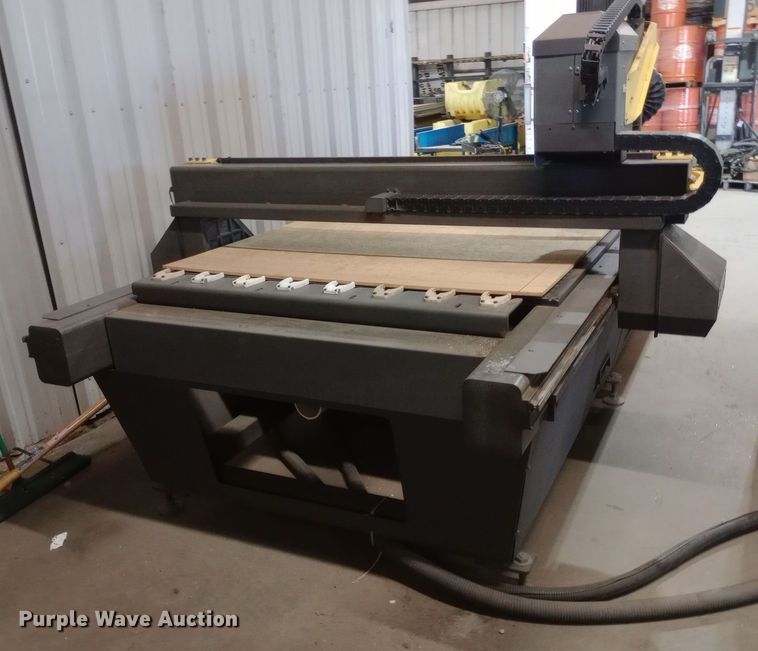 image for item DH1459 MultiCam TV425 router table