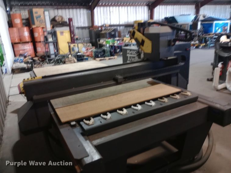 image for item DH1459 MultiCam TV425 router table