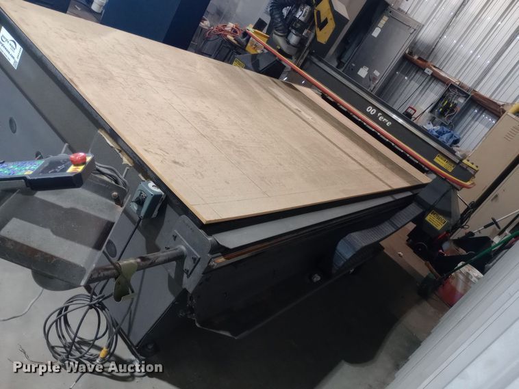 image for item DH1459 MultiCam TV425 router table