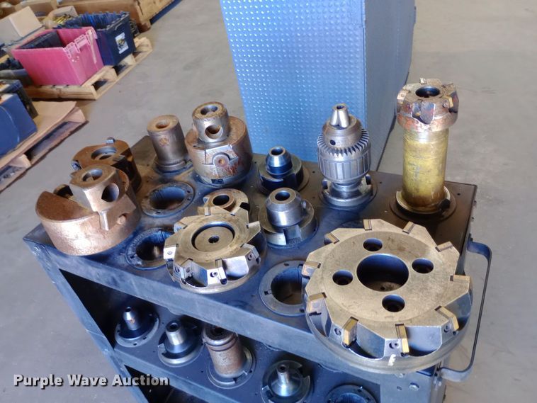 image for item DH1460 Milwaukee Model KM milling machine