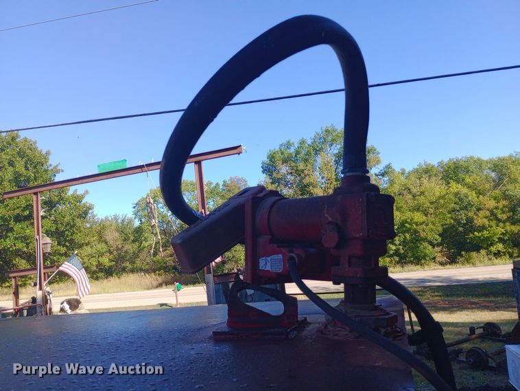 image for item DH1474 Shop built fuel trailer