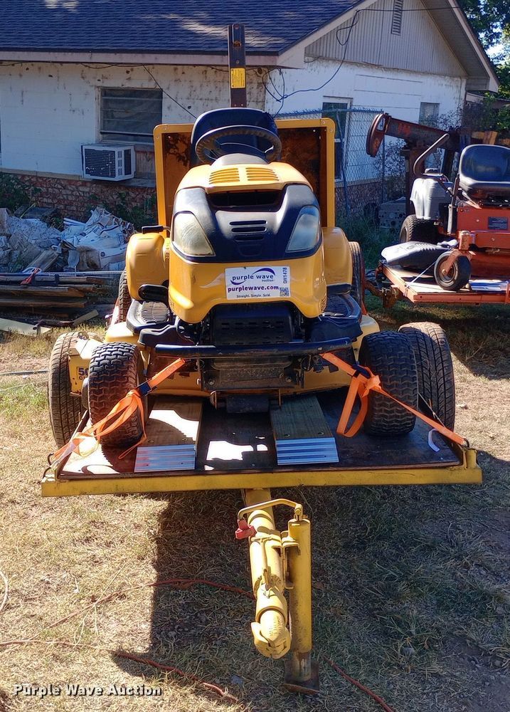 image for item DH1478 2007 Cub Cadet  i1050 lawn mower