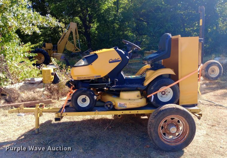image for item DH1478 2007 Cub Cadet  i1050 lawn mower
