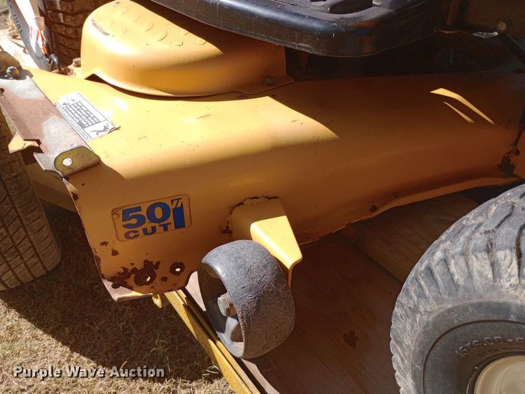 image for item DH1478 2007 Cub Cadet  i1050 lawn mower