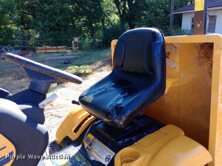 image for item DH1478 2007 Cub Cadet  i1050 lawn mower