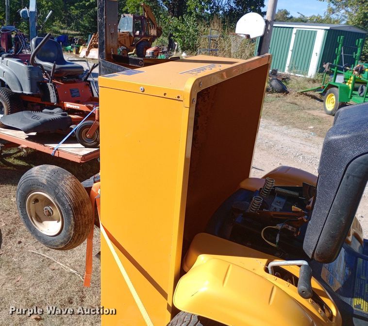 image for item DH1478 2007 Cub Cadet  i1050 lawn mower