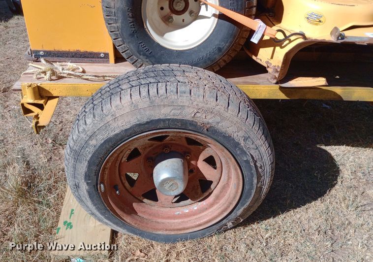 image for item DH1478 2007 Cub Cadet  i1050 lawn mower