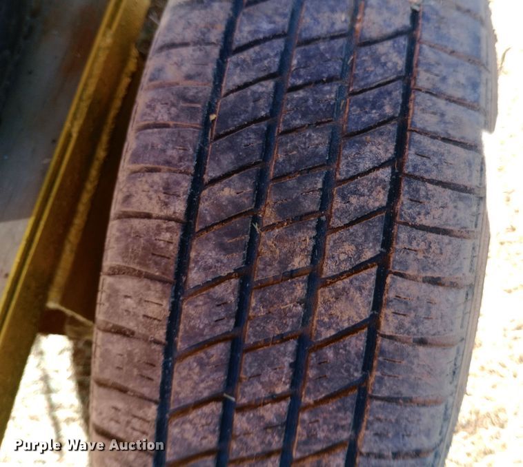 image for item DH1478 2007 Cub Cadet  i1050 lawn mower