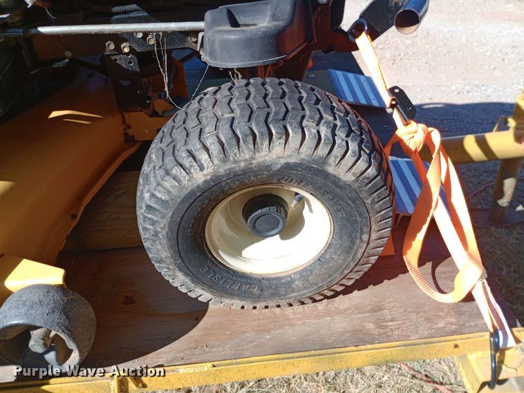 image for item DH1478 2007 Cub Cadet  i1050 lawn mower