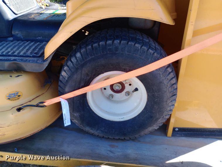 image for item DH1478 2007 Cub Cadet  i1050 lawn mower