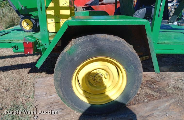 image for item DH1480 2021 John Deere S100 lawn mower