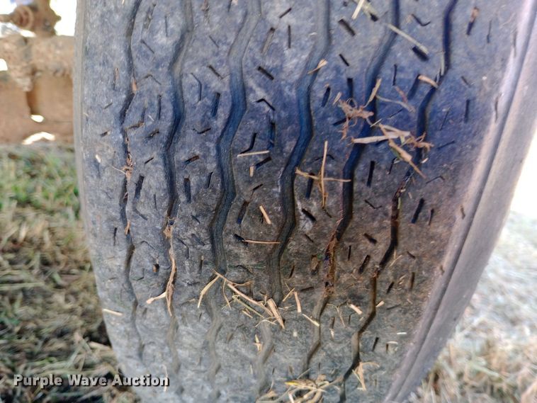 image for item DH1480 2021 John Deere S100 lawn mower