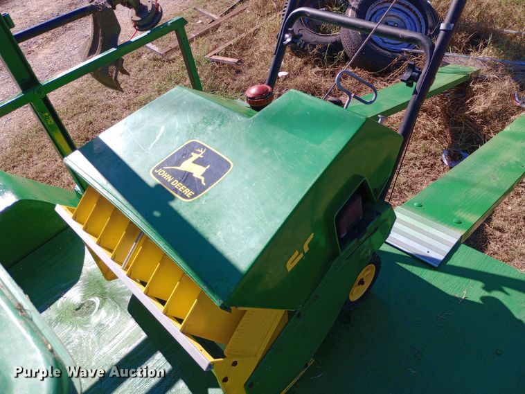 image for item DH1480 2021 John Deere S100 lawn mower