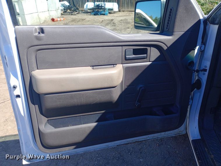 image for item DH1490 2009 Ford F150 SuperCab pickup truck