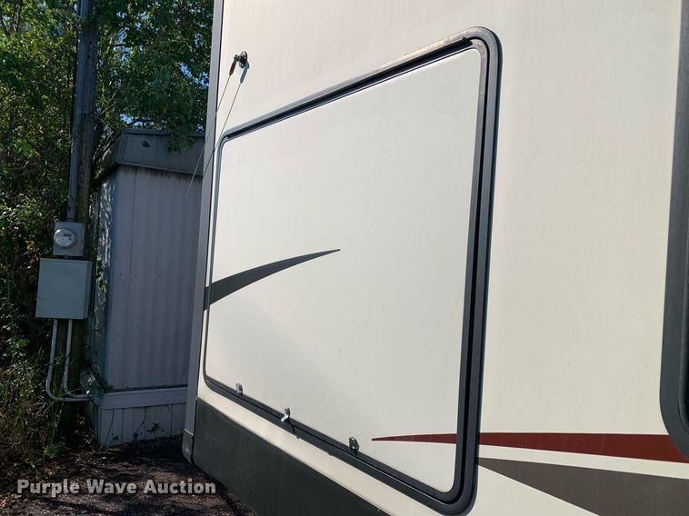 image for item DM1811 2016 Forest River 378FB camper