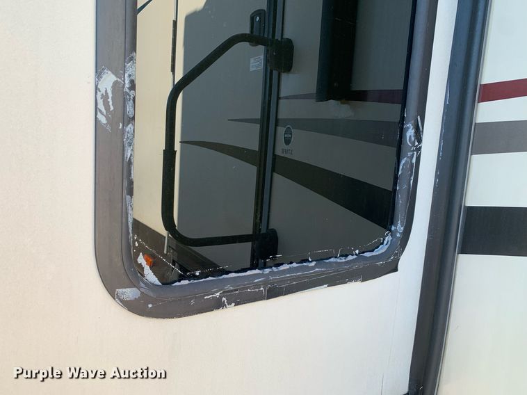 image for item DM1811 2016 Forest River 378FB camper