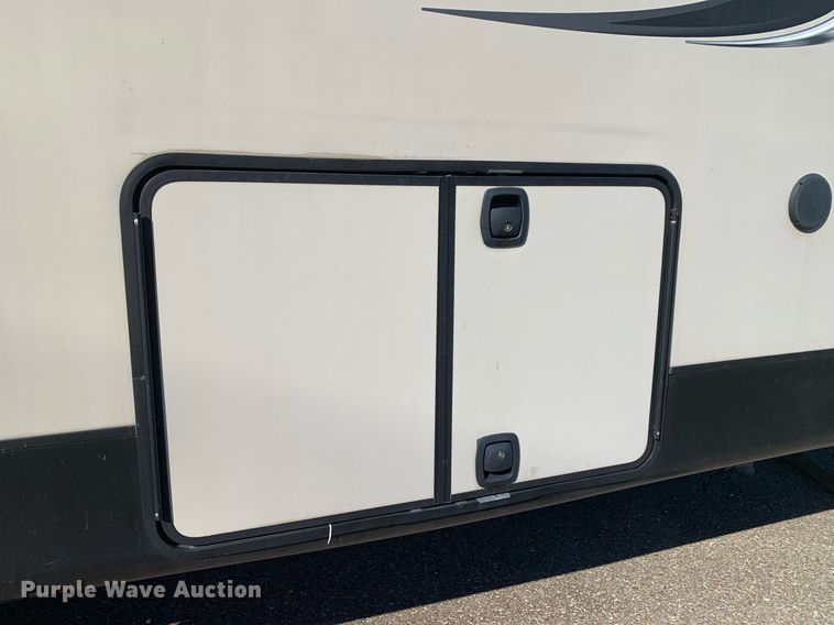 image for item DM1811 2016 Forest River 378FB camper