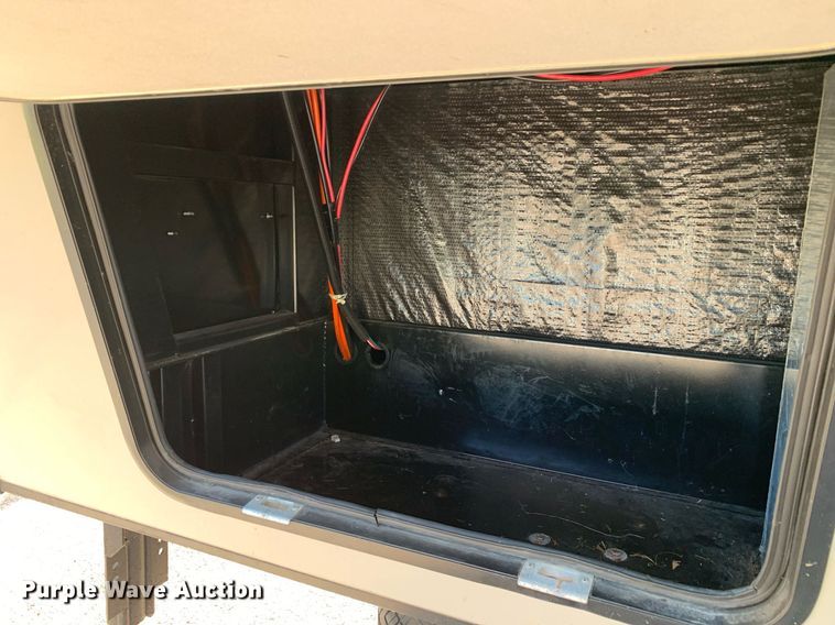 image for item DM1811 2016 Forest River 378FB camper