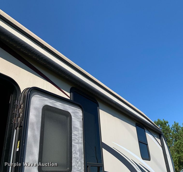 image for item DM1811 2016 Forest River 378FB camper