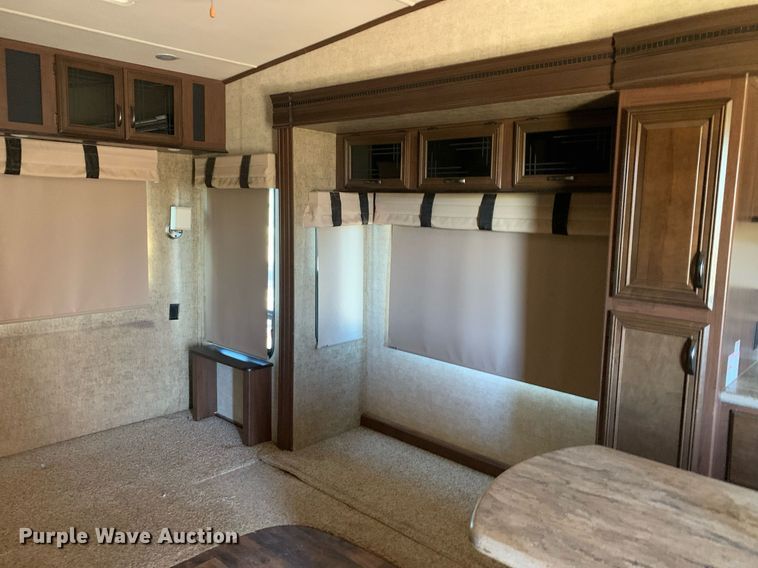 image for item DM1811 2016 Forest River 378FB camper