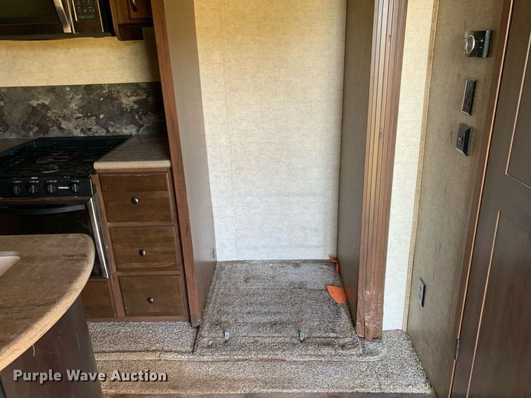 image for item DM1811 2016 Forest River 378FB camper