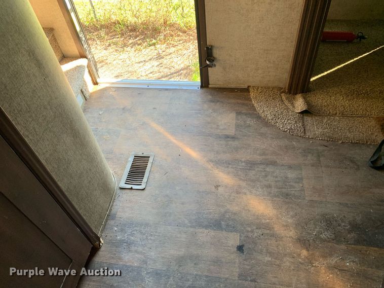 image for item DM1811 2016 Forest River 378FB camper