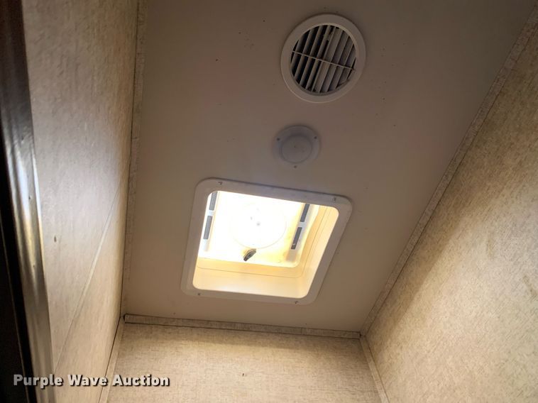 image for item DM1811 2016 Forest River 378FB camper