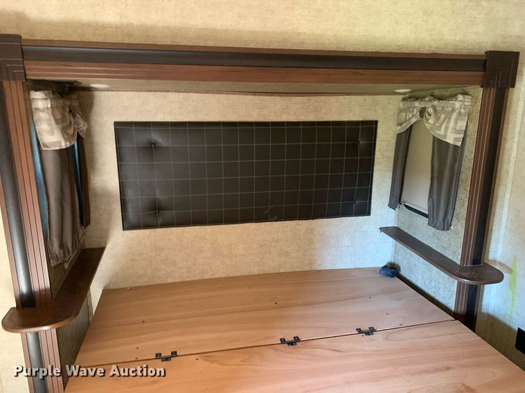 image for item DM1811 2016 Forest River 378FB camper