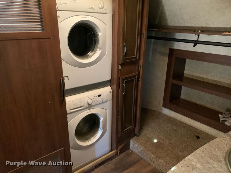 image for item DM1811 2016 Forest River 378FB camper