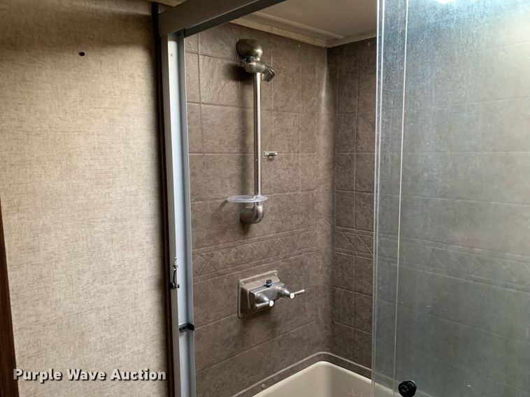 image for item DM1811 2016 Forest River 378FB camper