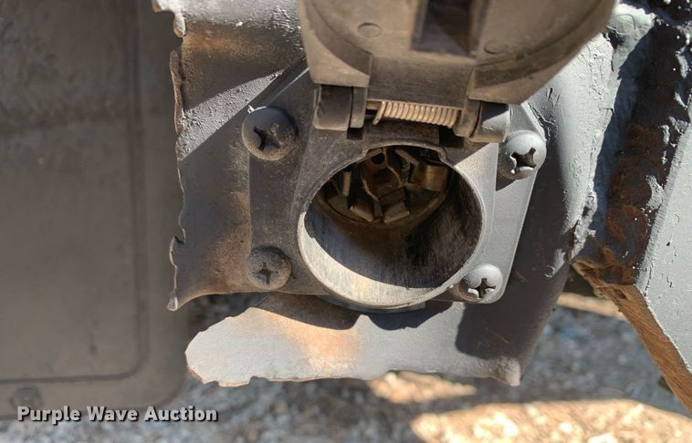 image for item DM1827 2003 Chevrolet  C4500 flatbed truck