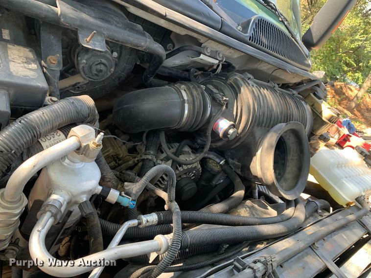 image for item DM1827 2003 Chevrolet  C4500 flatbed truck