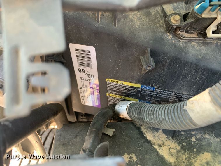 image for item DM1827 2003 Chevrolet  C4500 flatbed truck