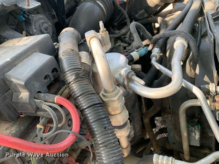 image for item DM1827 2003 Chevrolet  C4500 flatbed truck