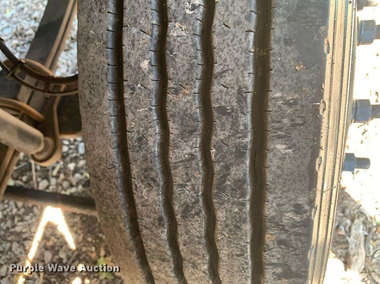 image for item DM1827 2003 Chevrolet  C4500 flatbed truck