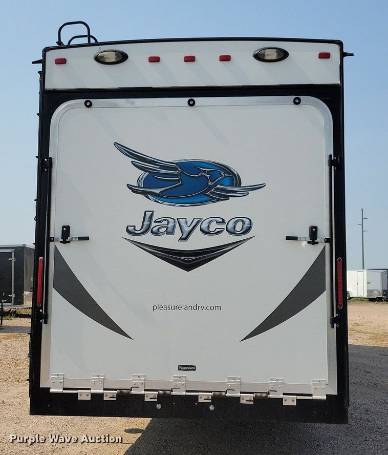 image for item DN3520 2015 Jayco Siesmic Wave 310 toy hauler camper