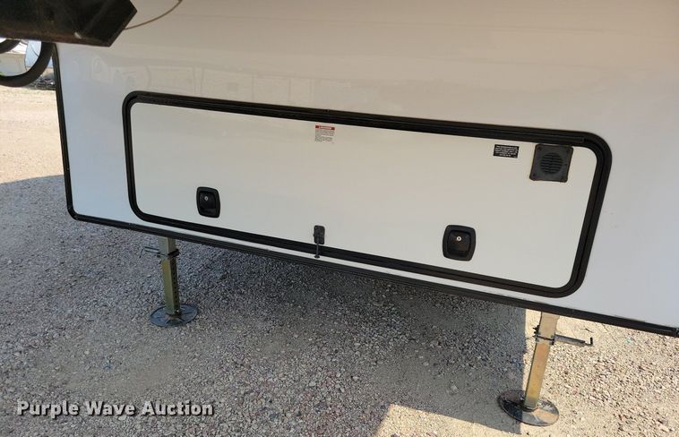 image for item DN3520 2015 Jayco Siesmic Wave 310 toy hauler camper