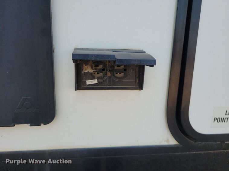 image for item DN3520 2015 Jayco Siesmic Wave 310 toy hauler camper