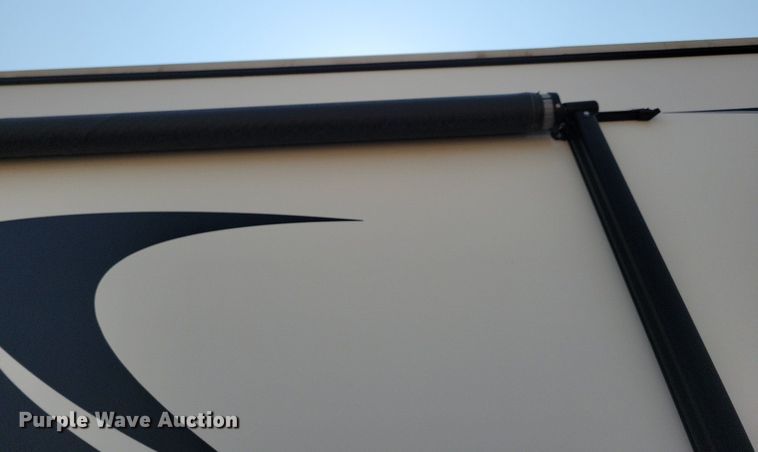 image for item DN3520 2015 Jayco Siesmic Wave 310 toy hauler camper