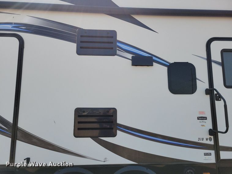 image for item DN3520 2015 Jayco Siesmic Wave 310 toy hauler camper