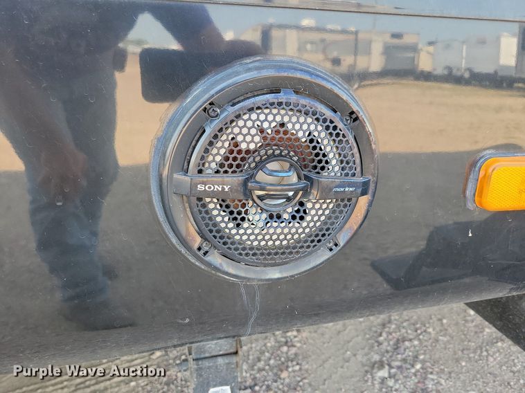 image for item DN3520 2015 Jayco Siesmic Wave 310 toy hauler camper