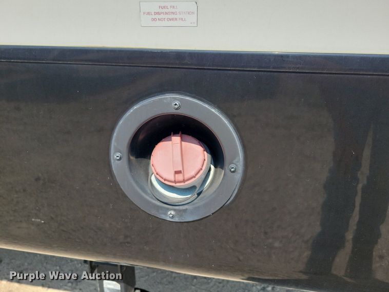 image for item DN3520 2015 Jayco Siesmic Wave 310 toy hauler camper