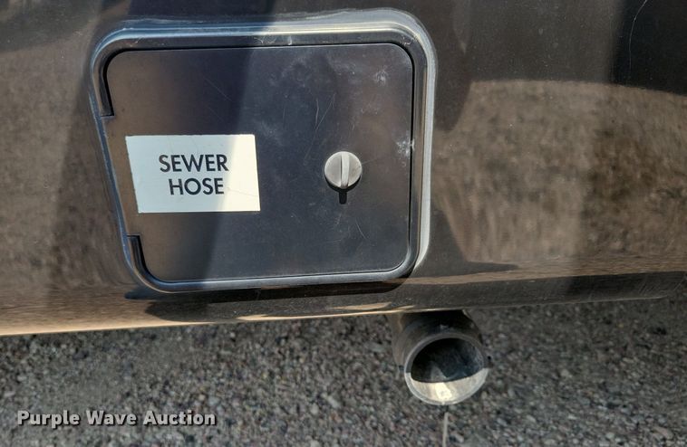 image for item DN3520 2015 Jayco Siesmic Wave 310 toy hauler camper