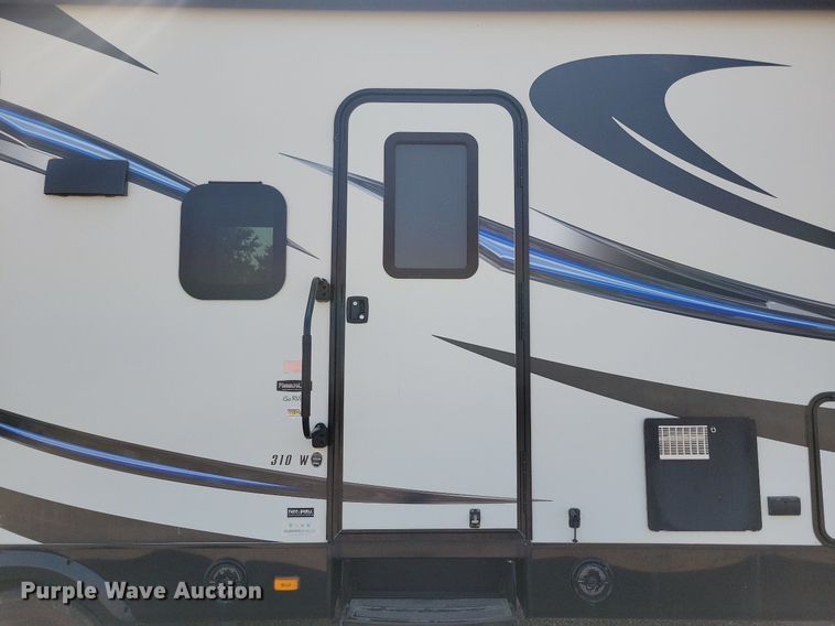 image for item DN3520 2015 Jayco Siesmic Wave 310 toy hauler camper